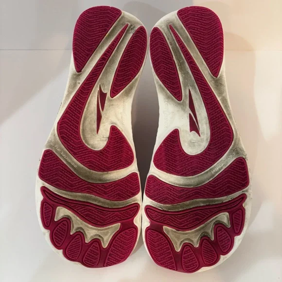 Altra Escalante size 7.5 - Picture 9 of 9